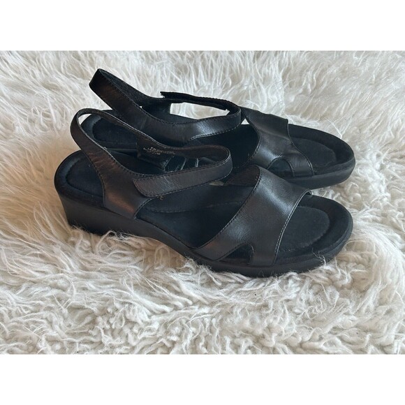 EASYSPIRIT WOMEN’S SIZE 6.5 BLACK SANDALS SUMMER CASUAL - Picture 7 of 9